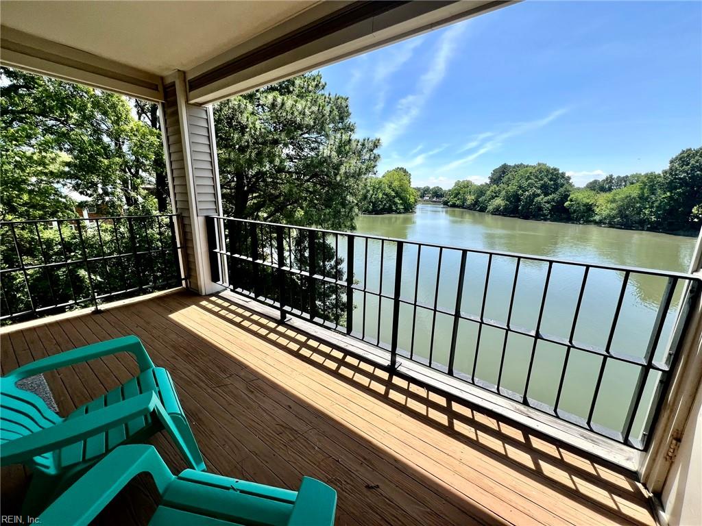 30 Brough LN #301