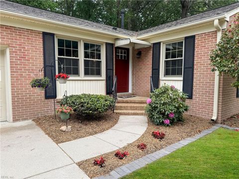 Photo of 316 Sharon Drive, Seaford, VA 23696 (MLS # 10631168)