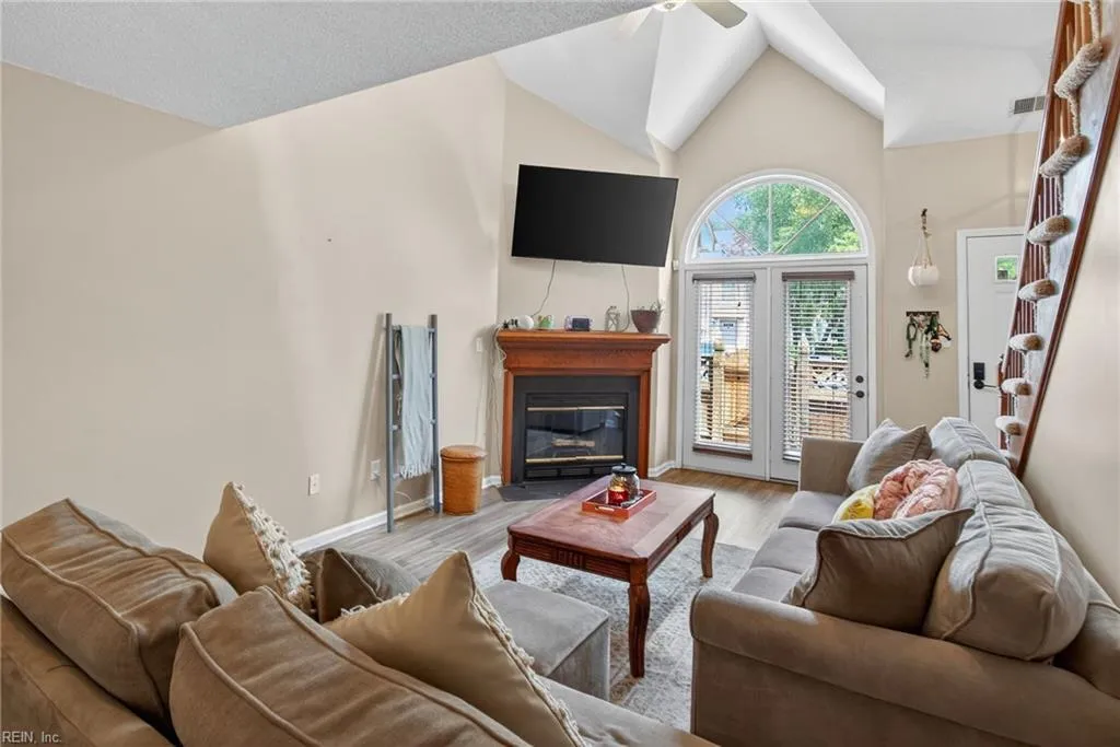 Chesapeake, Virginia 23320, United States, 2 Bedrooms Bedrooms, ,2 BathroomsBathrooms,Residential,Active,178878