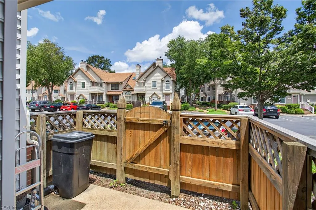 Chesapeake, Virginia 23320, United States, 2 Bedrooms Bedrooms, ,2 BathroomsBathrooms,Residential,Active,178878