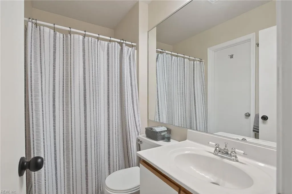 Chesapeake, Virginia 23320, United States, 2 Bedrooms Bedrooms, ,2 BathroomsBathrooms,Residential,Active,178878