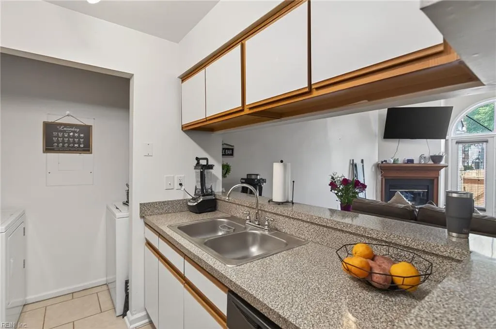 Chesapeake, Virginia 23320, United States, 2 Bedrooms Bedrooms, ,2 BathroomsBathrooms,Residential,Active,178878