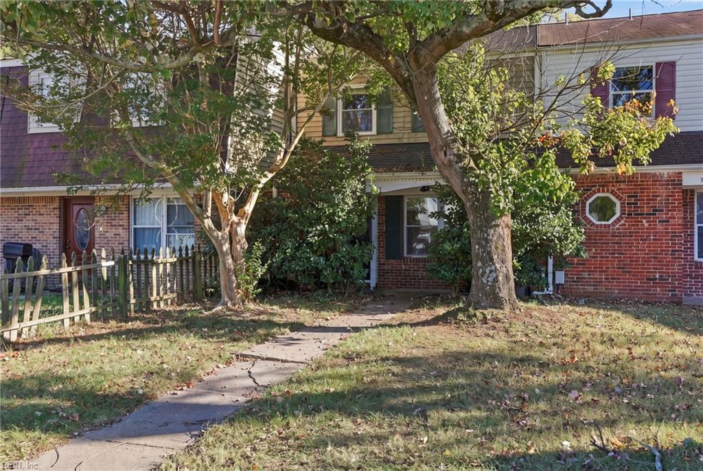 Photo of 5661 Caxton Court, Virginia Beach, VA 23462 (MLS # 10659095)