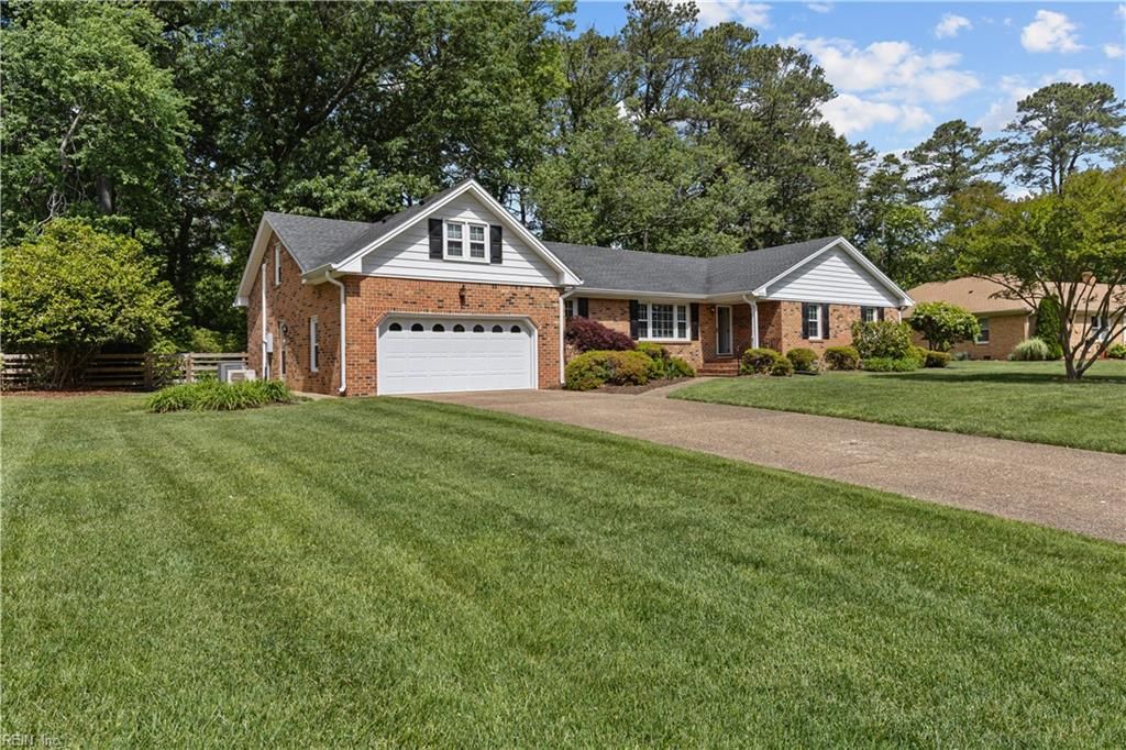 Photo of 1109 Baileywick Drive, Virginia Beach, VA 23455 (MLS # 10634498)