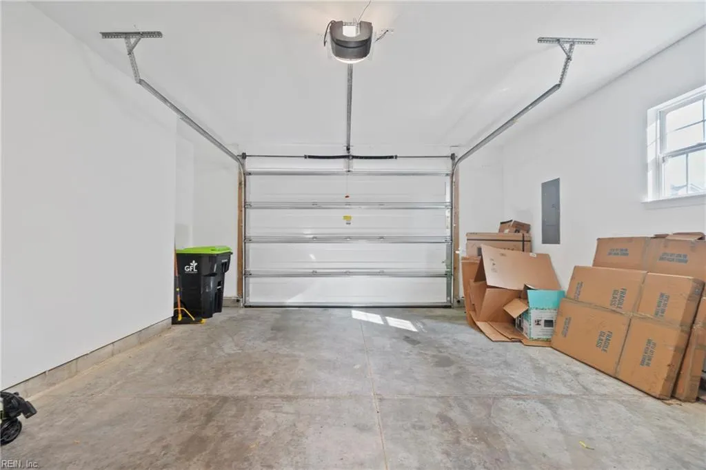 Chesapeake, Virginia 23322, United States, 3 Bedrooms Bedrooms, ,3 BathroomsBathrooms,Residential,Active,84347