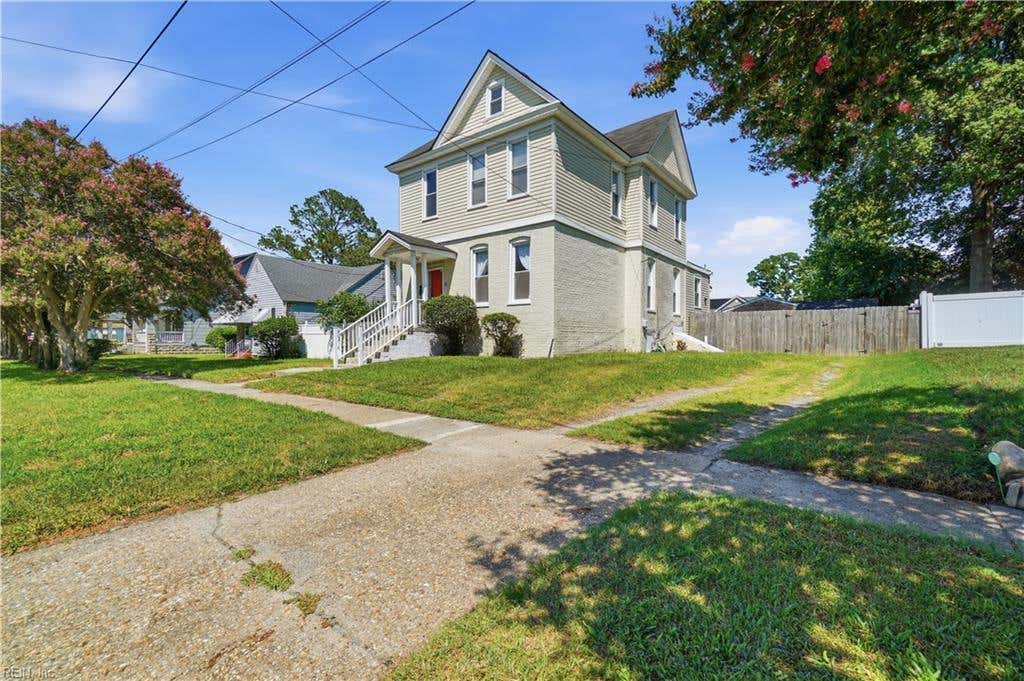 Photo of 2436 Ballentine Blvd Boulevard, Norfolk, VA 23509 (MLS # 10649947)