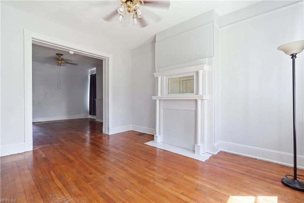 Photo of 2436 Ballentine Blvd Boulevard, Norfolk, VA 23509 (MLS # 10649947)