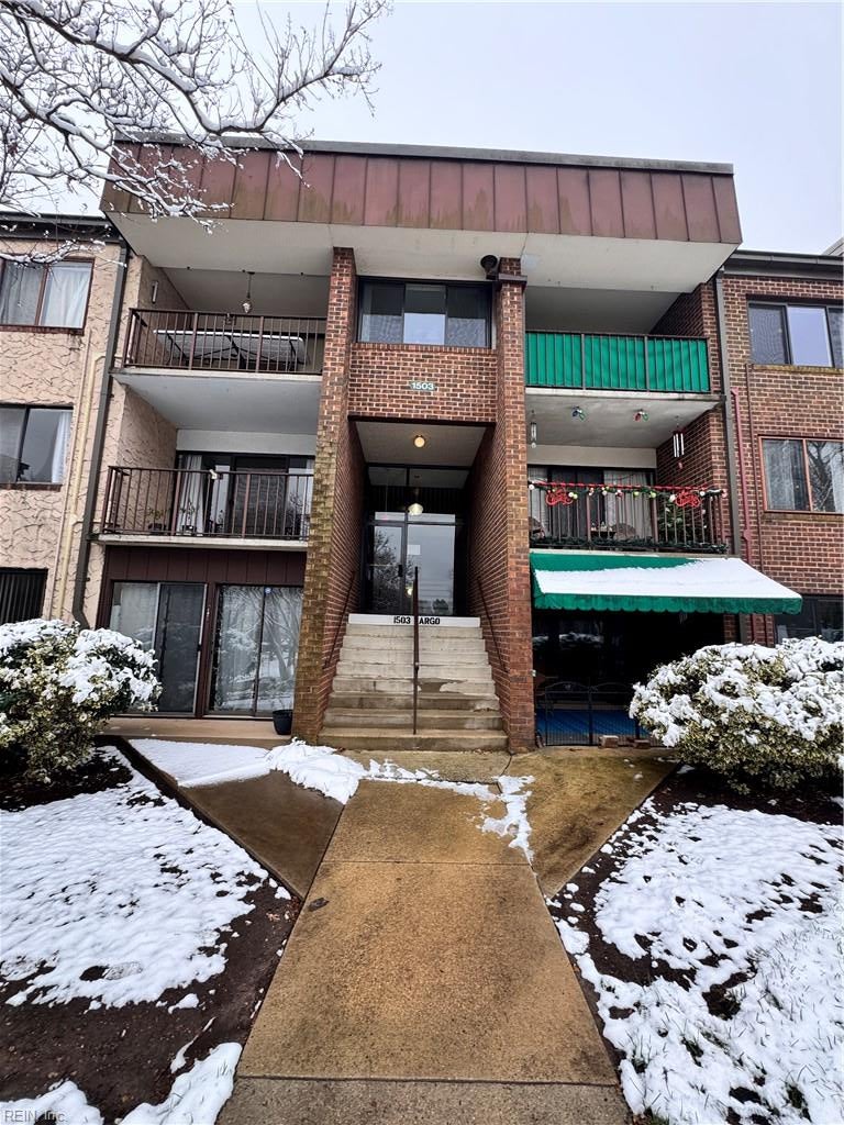 Photo of 1503 Largo Road #303, Richmond, VA 23238 (MLS # 10654270)