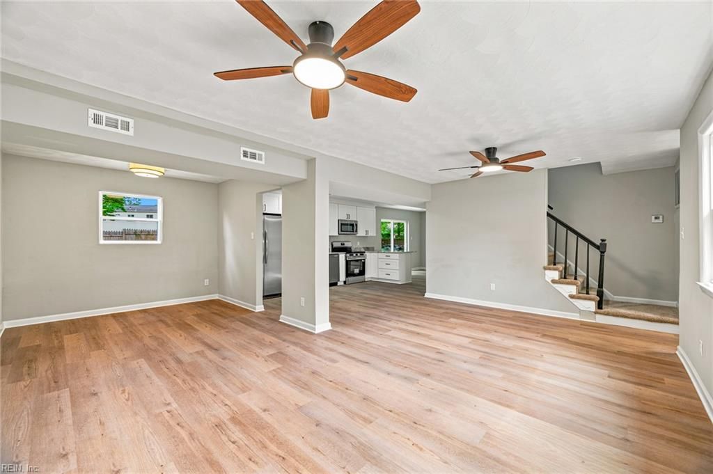 Photo of 808 Holly Hedge Avenue, Virginia Beach, VA 23452 (MLS # 10642764)