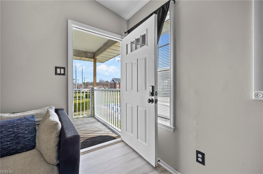 5706 Summit ARCH