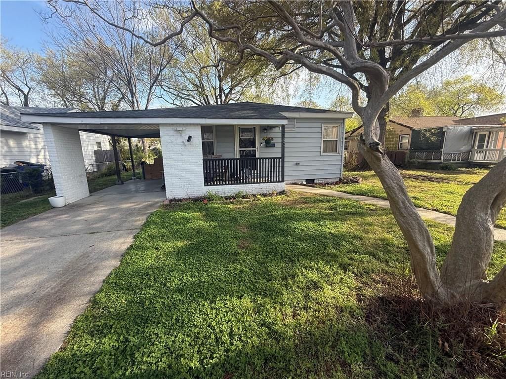 Photo of 540 Dixie Drive, Norfolk, VA 23505 (MLS # 10627283)