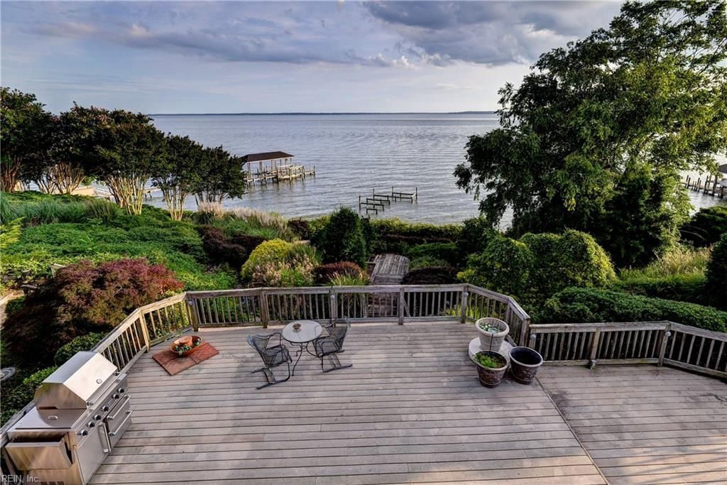 Photo of 8 BLUNT Court, Newport News, VA 23606 (MLS # 10608774)