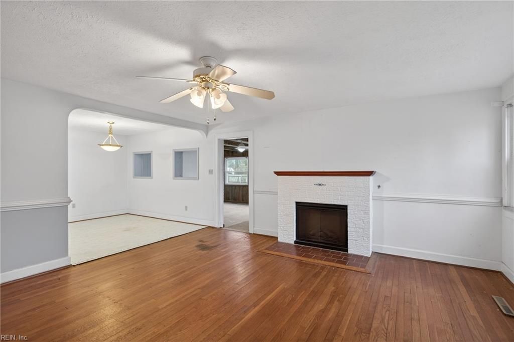 Photo of 475 Fox Hill Road, Hampton, VA 23664 (MLS # 10615226)