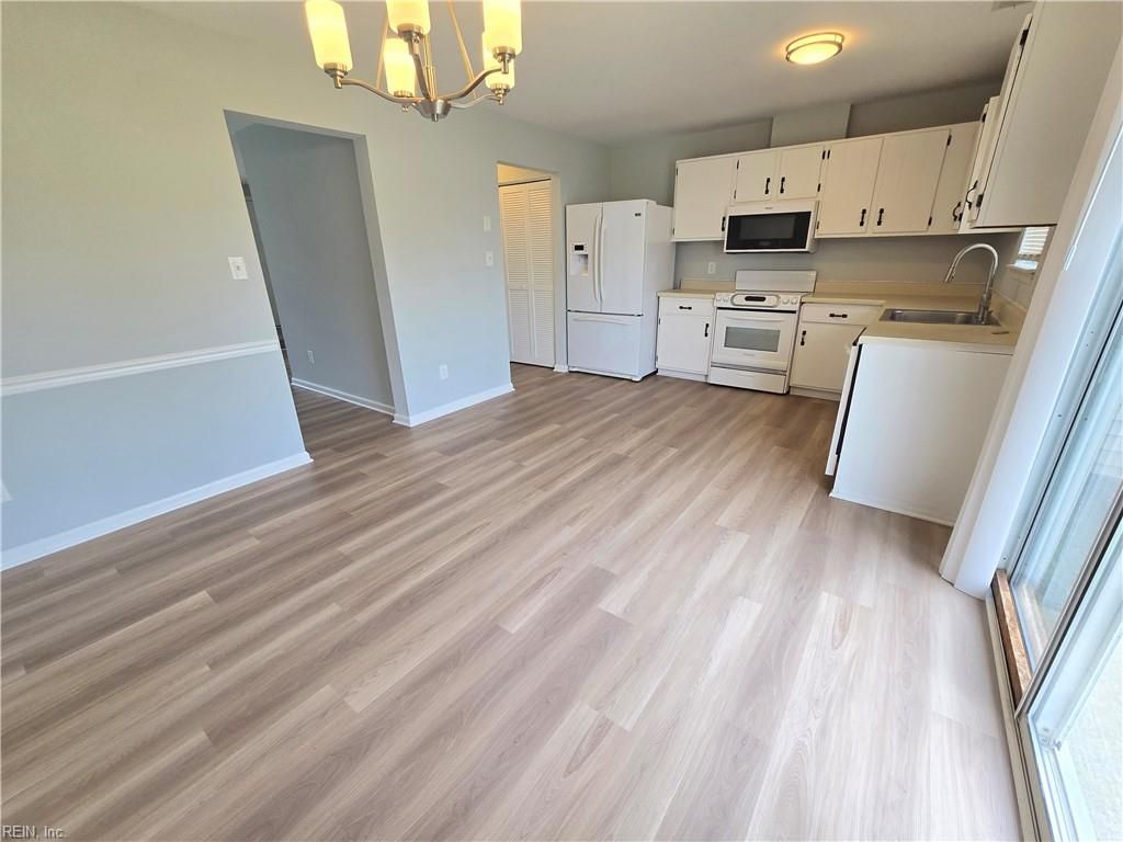 Photo of 700 Wolftrap Lane, Virginia Beach, VA 23462 (MLS # 10636313)