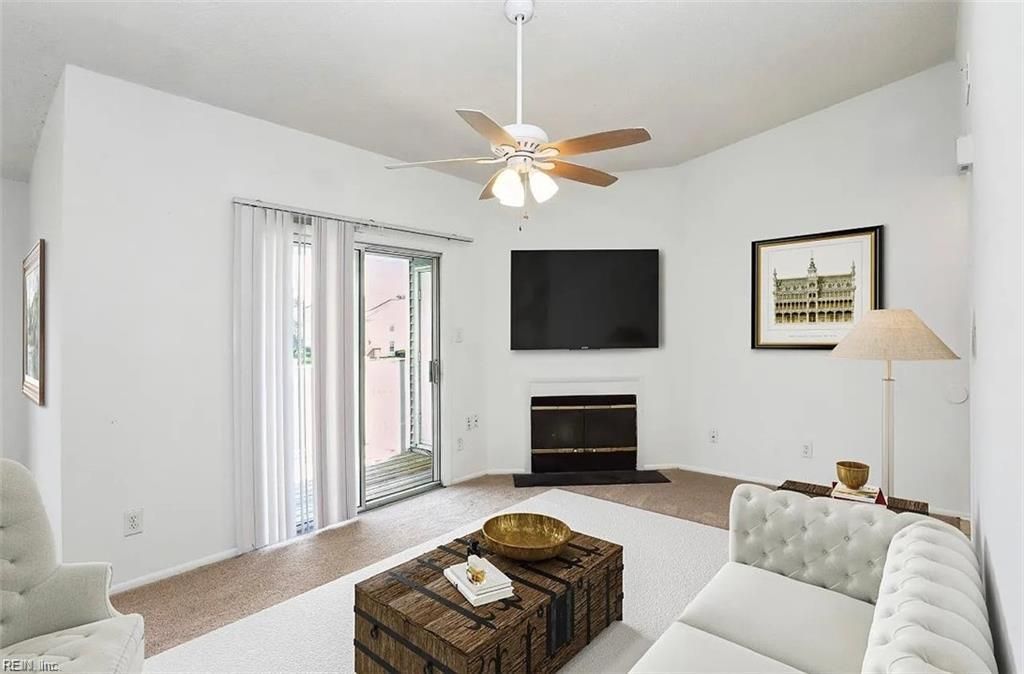 Photo of 5657 Summit Arch Arch, Virginia Beach, VA 23462 (MLS # 10617017)