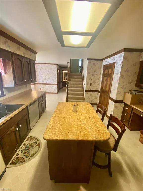 Chesapeake, Virginia 23320, United States, 4 Bedrooms Bedrooms, ,3 BathroomsBathrooms,Residential,Active,160412