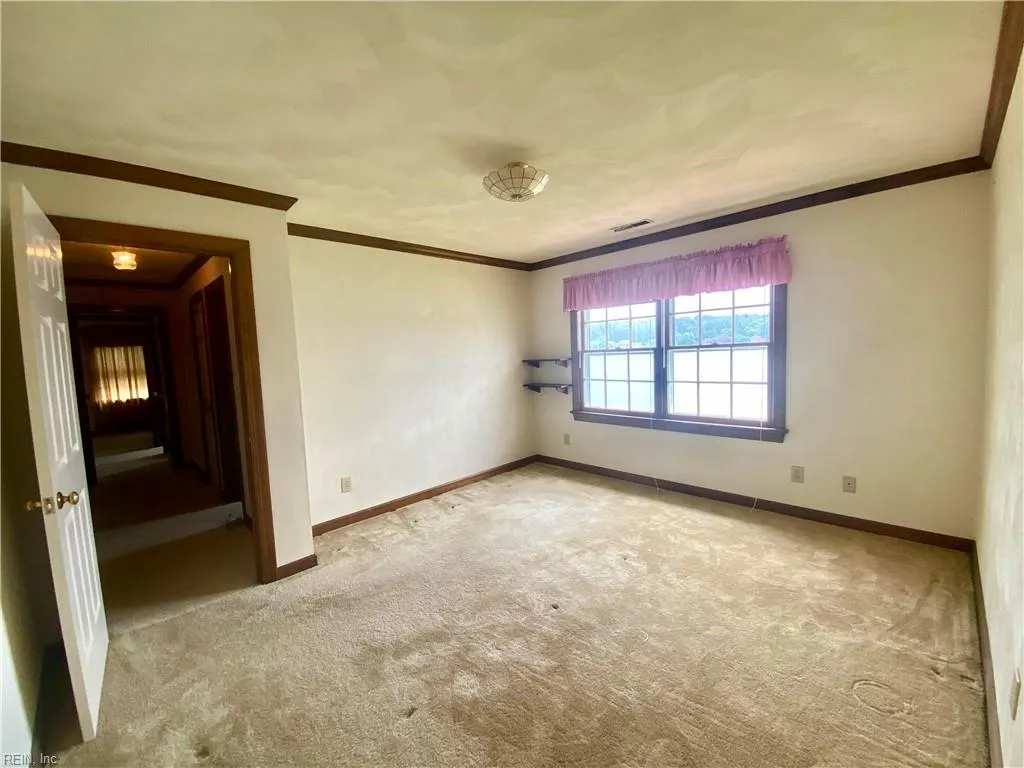 Chesapeake, Virginia 23320, United States, 4 Bedrooms Bedrooms, ,3 BathroomsBathrooms,Residential,Active,160412