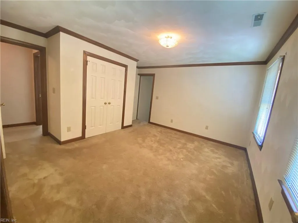 Chesapeake, Virginia 23320, United States, 4 Bedrooms Bedrooms, ,3 BathroomsBathrooms,Residential,Active,160412