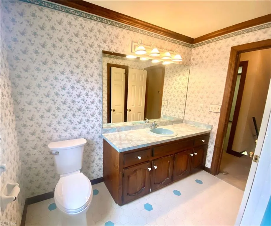 Chesapeake, Virginia 23320, United States, 4 Bedrooms Bedrooms, ,3 BathroomsBathrooms,Residential,Active,160412