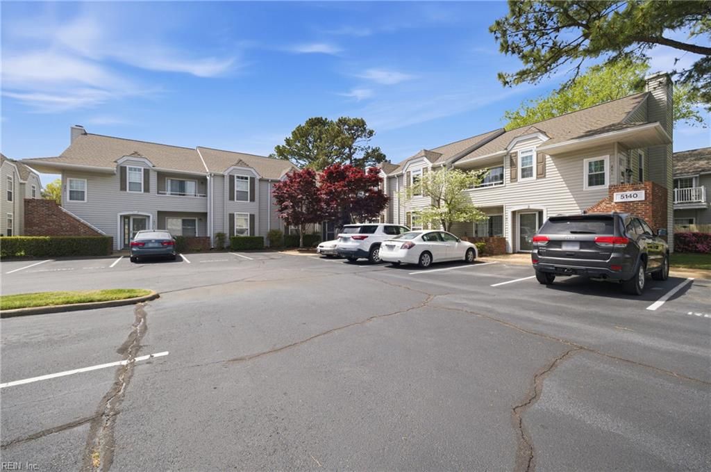 Photo of 5140 Cypress Point Circle #202, Virginia Beach, VA 23455 (MLS # 10629159)