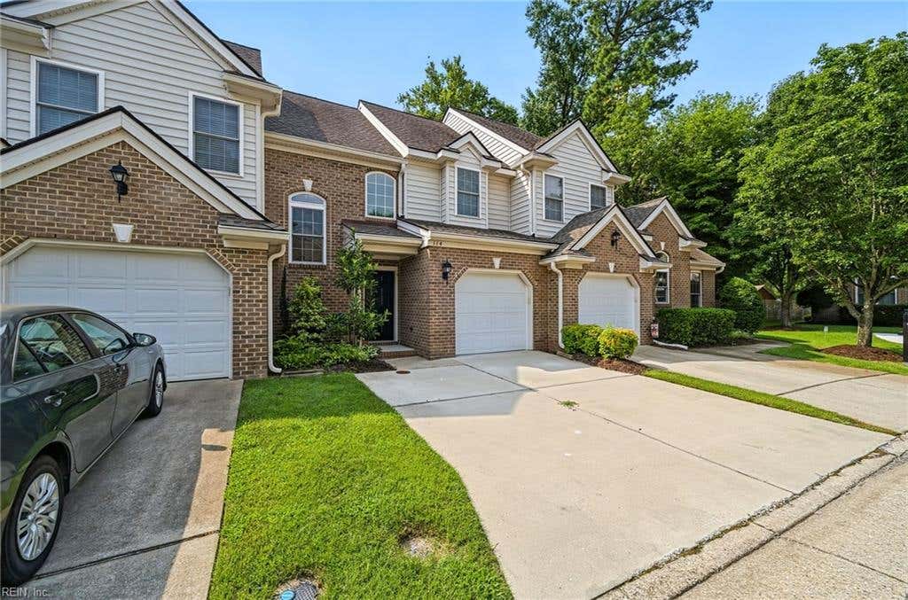 Photo of 114 Bluff Terrace, Newport News, VA 23602 (MLS # 10646544)