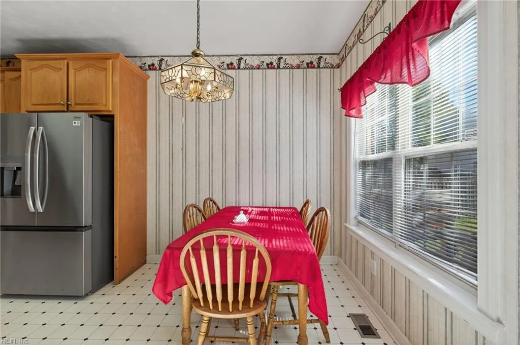 Chesapeake, Virginia 23320, United States, 4 Bedrooms Bedrooms, ,3 BathroomsBathrooms,Residential,Active,234978