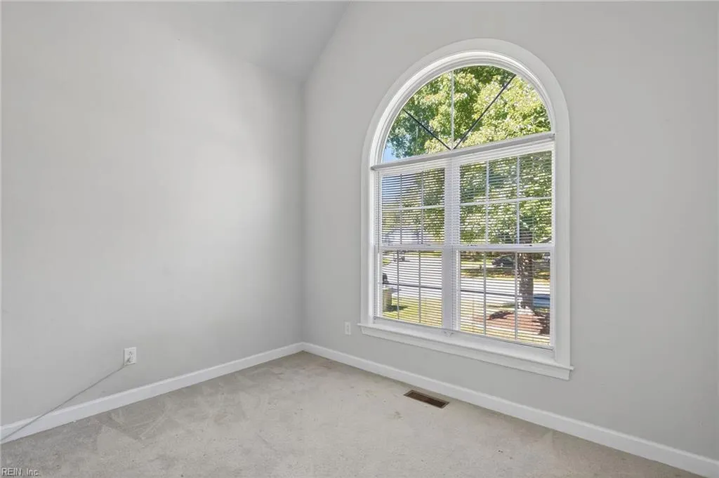 Chesapeake, Virginia 23320, United States, 4 Bedrooms Bedrooms, ,3 BathroomsBathrooms,Residential,Active,234978