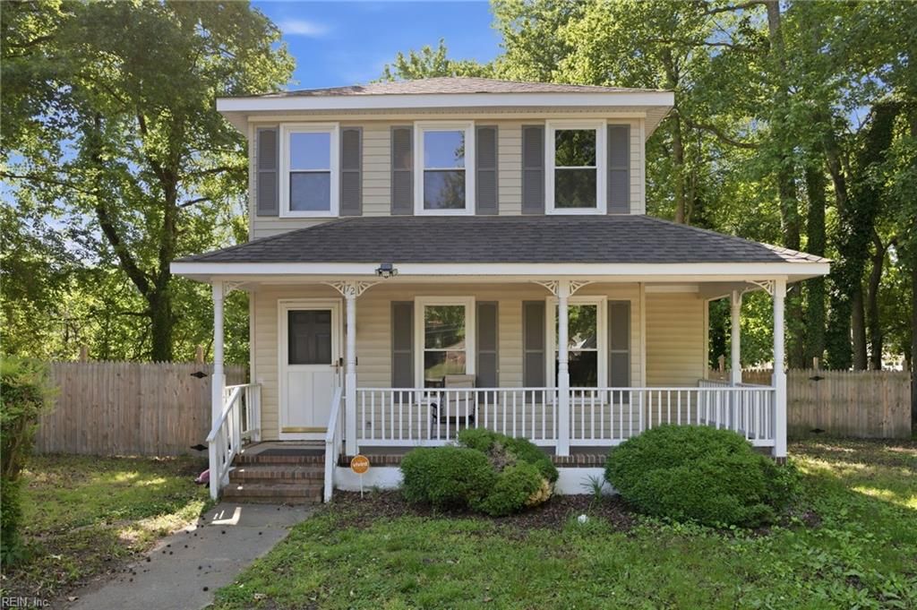 Photo of 72 Ireland Street, Hampton, VA 23663 (MLS # 10634178)