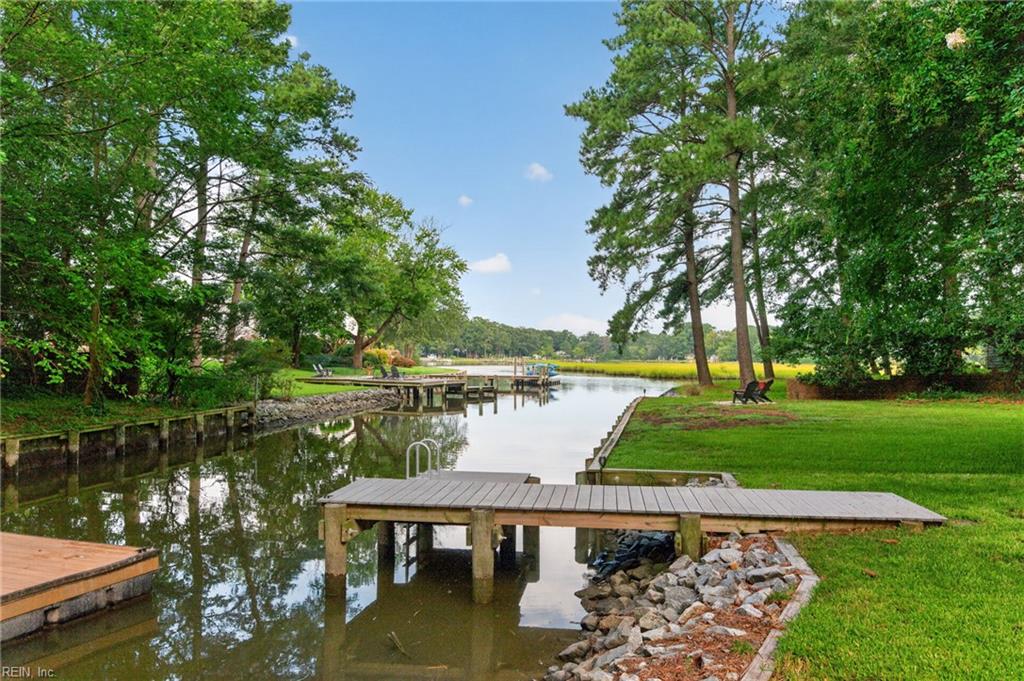 Photo of 1300 Shaw Place, Norfolk, VA 23509 (MLS # 10650622)