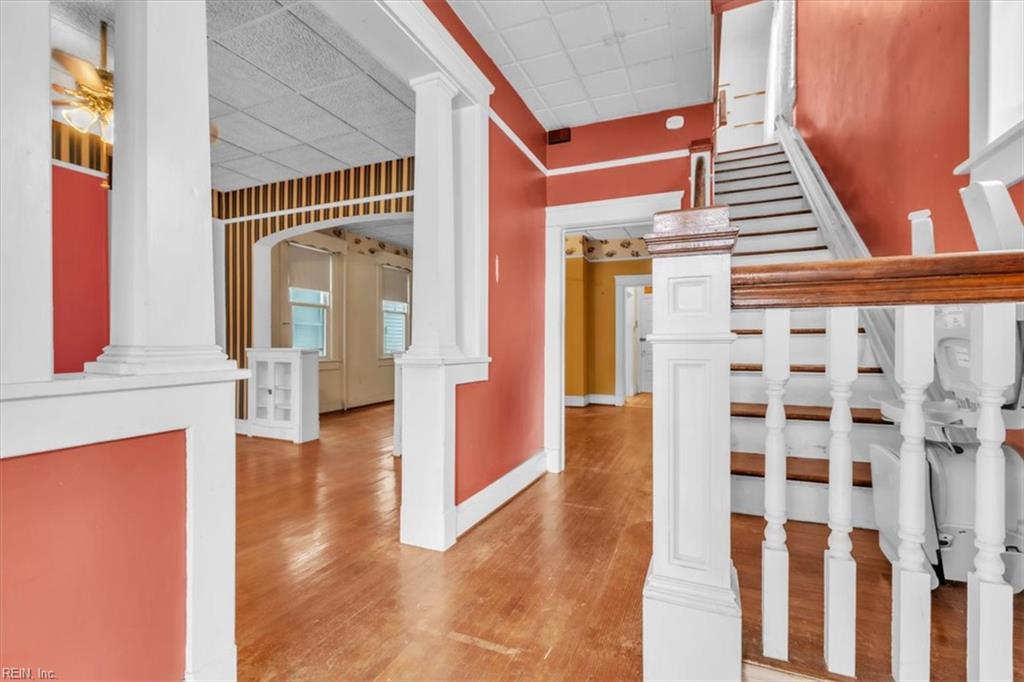 Photo of 240 Lucile Avenue, Norfolk, VA 23504 (MLS # 10649674)