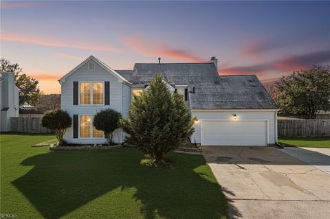 4521 Van Dyck DR Virginia Beach VA 23456