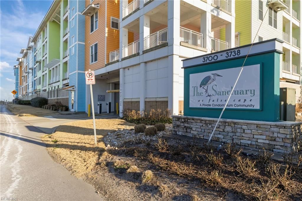 Photo of 3738 Sandpiper Road #414B, Virginia Beach, VA 23456 (MLS # 10610393)