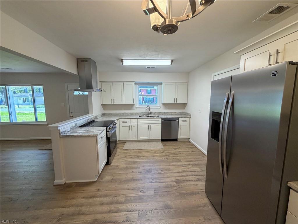 Photo of 1425 Glendale Avenue, Chesapeake, VA 23323 (MLS # 10657065)