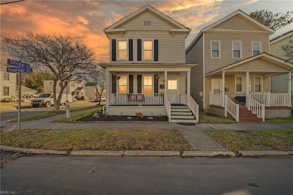 Photo of 942 Reservoir Avenue, Norfolk, VA 23504 (MLS # 10614586)