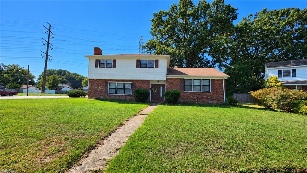 Photo of 423 Anchorage Court, Hampton, VA 23666 (MLS # 10658074)