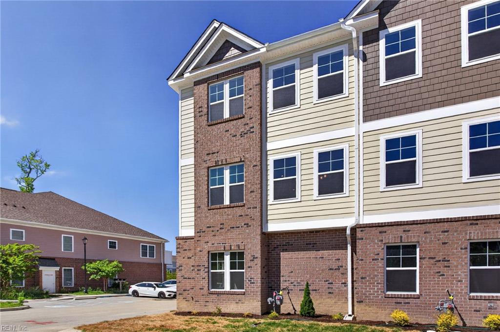 Photo of 615 Commonwealth Drive, Yorktown, VA 23693 (MLS # 10632554)