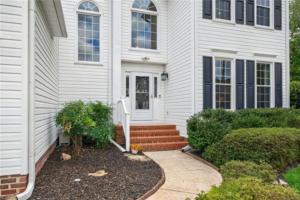 Photo of 309 Sherwood Forest Road, Chesapeake, VA 23322 (MLS # 10631449)