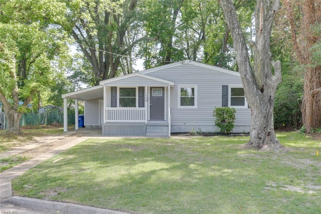 Photo of 1014 E Russell Court, Newport News, VA 23605 (MLS # 10638496)