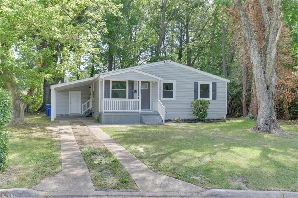 Photo of 1014 E Russell Court, Newport News, VA 23605 (MLS # 10638496)