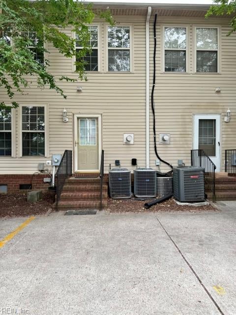 Photo of 200 Maple Avenue #B, Norfolk, VA 23503 (MLS # 10638922)
