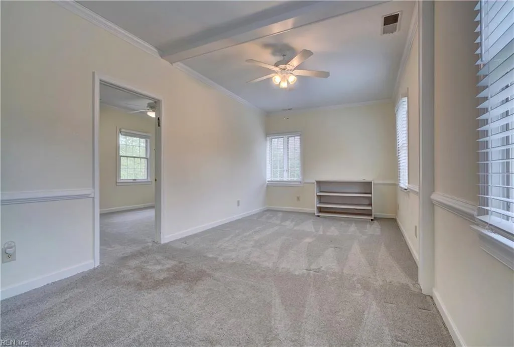 Norfolk, Virginia 23507, United States, 6 Bedrooms Bedrooms, ,4 BathroomsBathrooms,Residential,Pending,106488