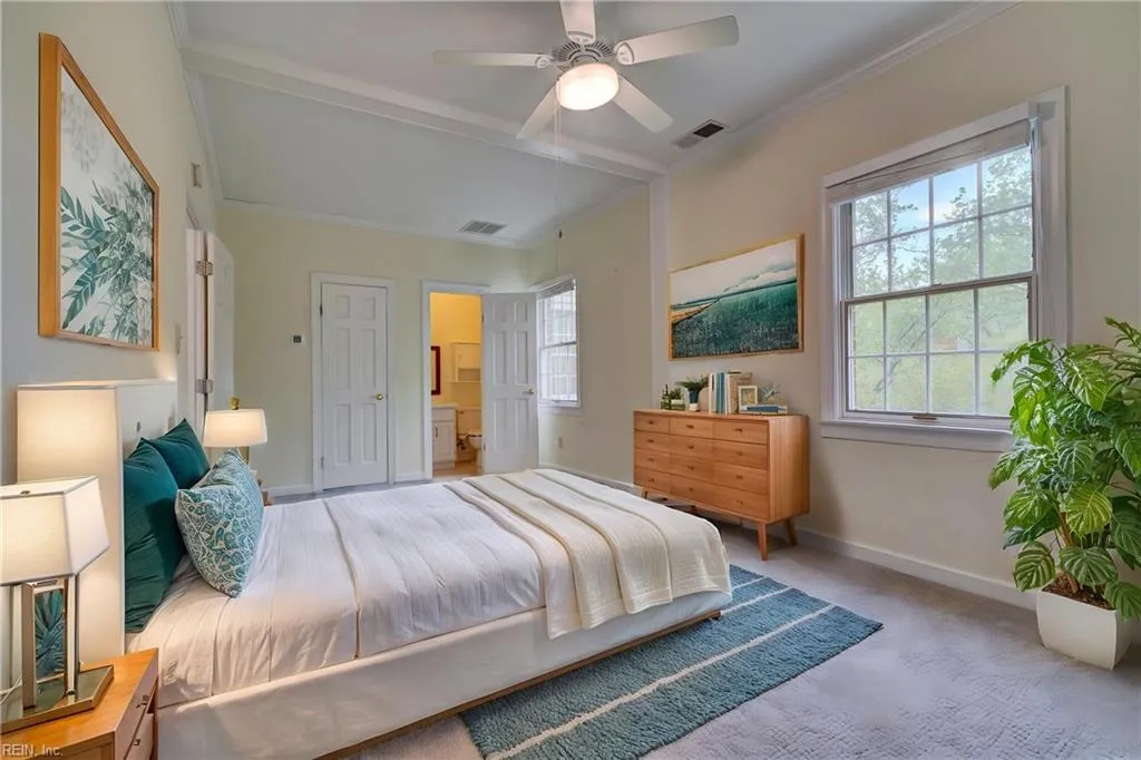 Norfolk, Virginia 23507, United States, 6 Bedrooms Bedrooms, ,4 BathroomsBathrooms,Residential,Pending,106488