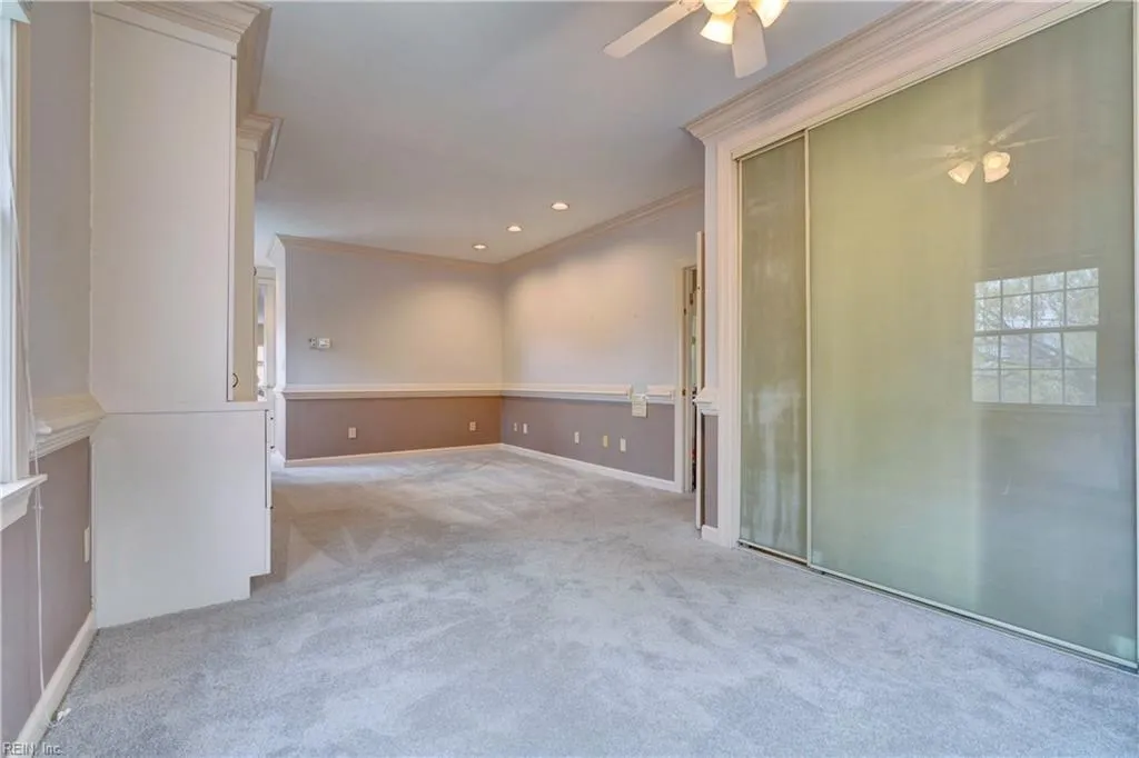 Norfolk, Virginia 23507, United States, 6 Bedrooms Bedrooms, ,4 BathroomsBathrooms,Residential,Pending,106488