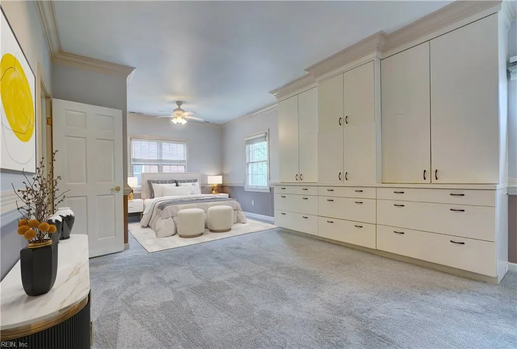 Norfolk, Virginia 23507, United States, 6 Bedrooms Bedrooms, ,4 BathroomsBathrooms,Residential,Pending,106488