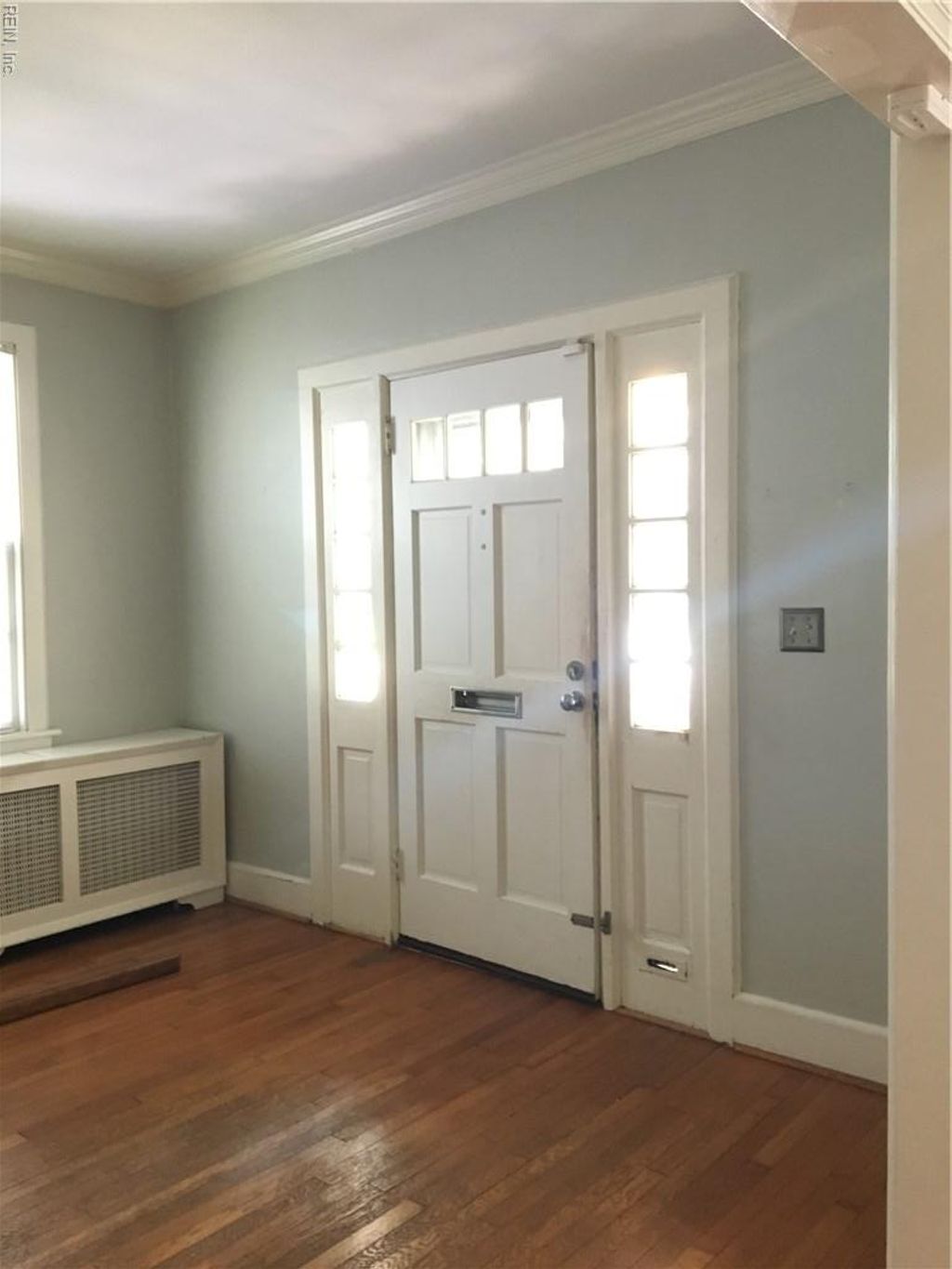 Photo of 1324 Westover Avenue, Norfolk, VA 23507 (MLS # 10613005)