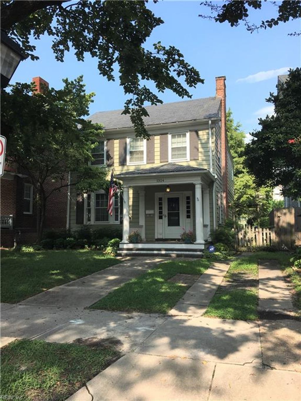 Photo of 1324 Westover Avenue, Norfolk, VA 23507 (MLS # 10613005)