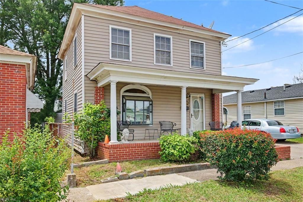 Photo of 209 Spruce Street, Suffolk, VA 23434 (MLS # 10639213)