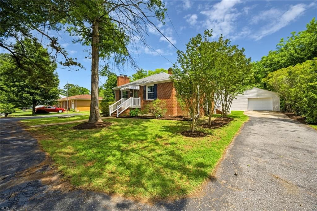 Photo of 568 Yorktown Road, Newport News, VA 23603 (MLS # 10642135)