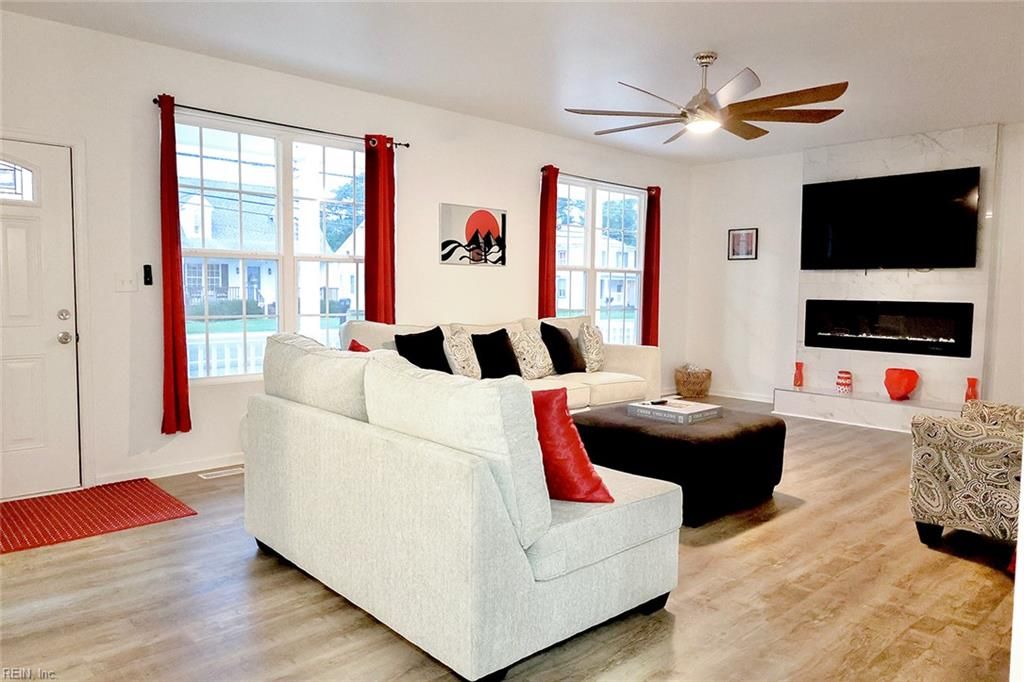 Photo of 6322 Whaleyville Blvd. Boulevard, Suffolk, VA 23438 (MLS # 10634855)