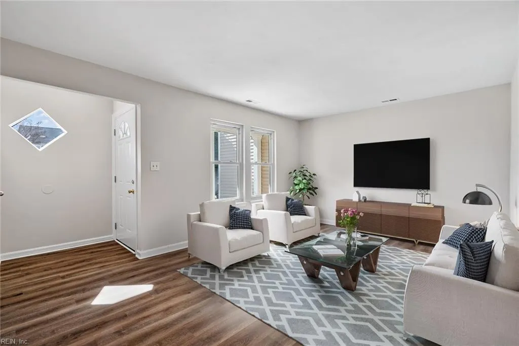 Virginia Beach, Virginia 23462, United States, 2 Bedrooms Bedrooms, ,2 BathroomsBathrooms,Residential,Pending,3308